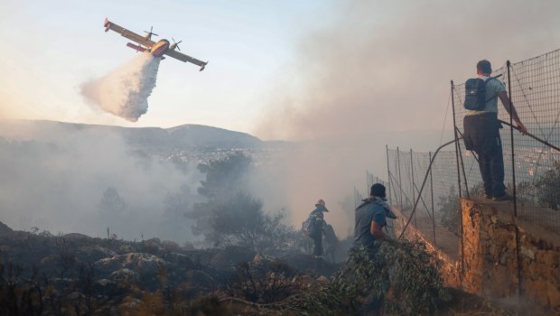 Πού προβλέπεται αυξημένος κίνδυνος για εκδήλωση φωτιάς το Σάββατο
