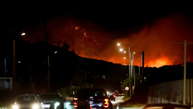 Πόσο ανησυχούν οι Έλληνες από τις φωτογραφίες από πυρκαγιές που κάνουν τον γύρο του κόσμου;