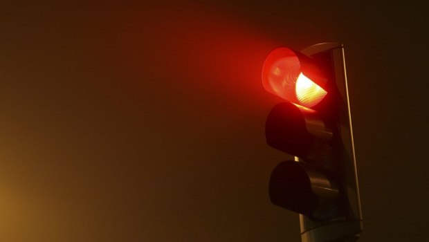 Κέρκυρα: Το πιο αργό φανάρι στην Ελλάδα κρατάει... 7 λεπτά