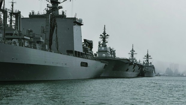Κίνα: Επίδειξη δύναμης στην Ερυθρά Θάλασσα - Στοχοθέτησαν με λέιζερ γερμανικό αεροσκάφος
