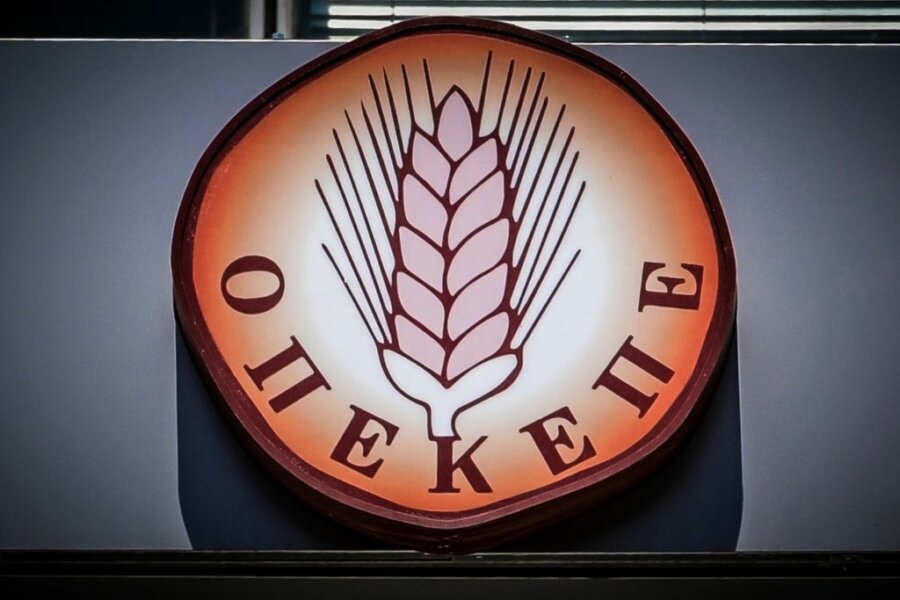Τέσσερις κινήσεις για απεγκλωβισμό από τον ΟΠΕΚΕΠΕ