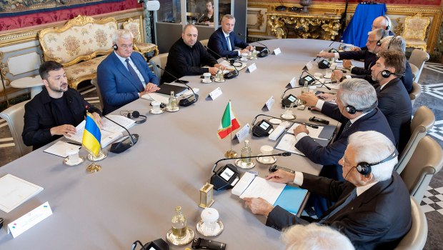Διάσκεψη για την ανάκαμψη της Ουκρανίας στη Ρωμή - Ποιοι θα δώσουν το παρών