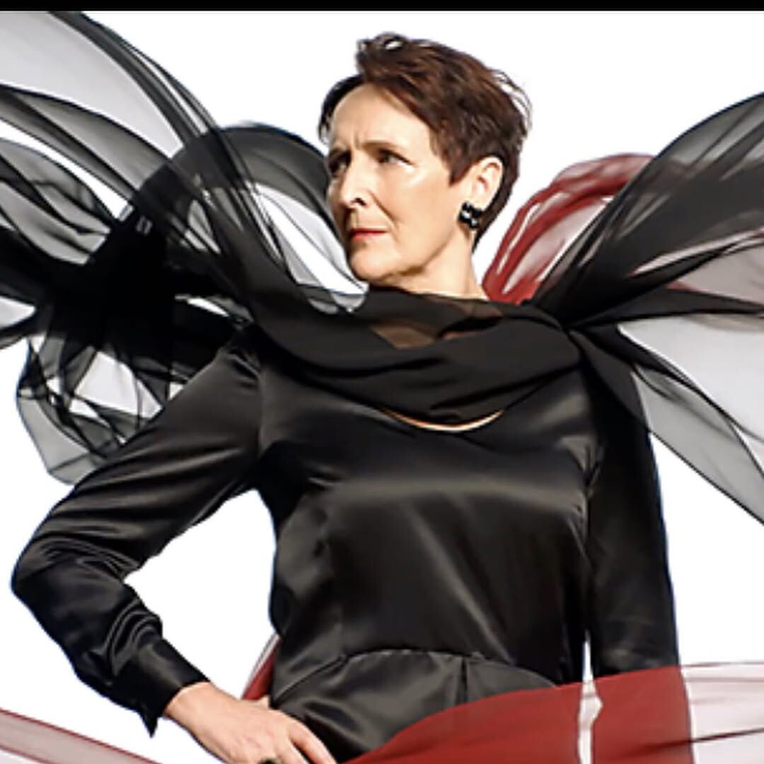 Fiona Shaw: «Μια σχέση έρχεται από τον Θεό και το τυχαίο».