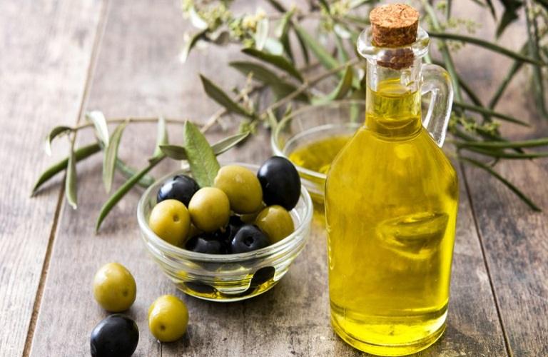 Ελαιόλαδο: Ολική ανατροπή σε τιμές και παραγωγή – Πόσο πωλείται τώρα το λίτρο 