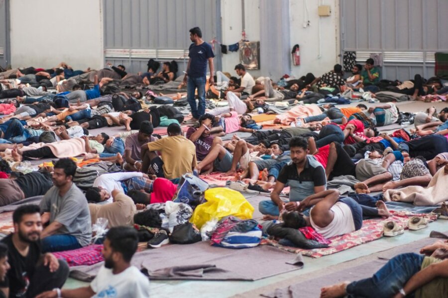 Σύσκεψη στο υπουργείο Μετανάστευσης και Ασύλου για τη διαχείριση των αυξημένων ροών