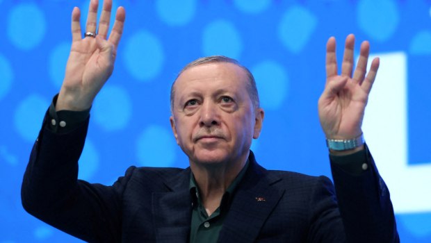 Ερντογάν για τον αφοπλισμό του PKK: «Οι πόρτες μιας μεγάλης, ισχυρής Τουρκίας έχουν ανοίξει διάπλατα»
