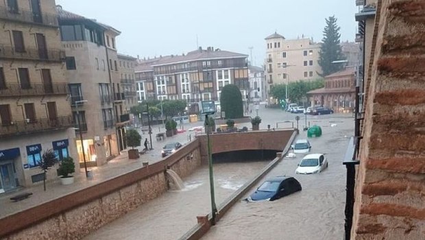 Ισπανία: Δυο αγνοούμενοι μετά τις καταρρακτώδεις βροχές στην Καταλονία [βίντεο]
