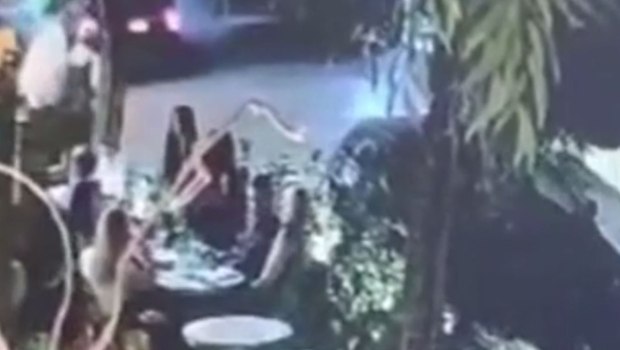 Κολωνάκι: Σοκ προκαλεί βίντεο-ντοκουμέντο από το ατύχημα