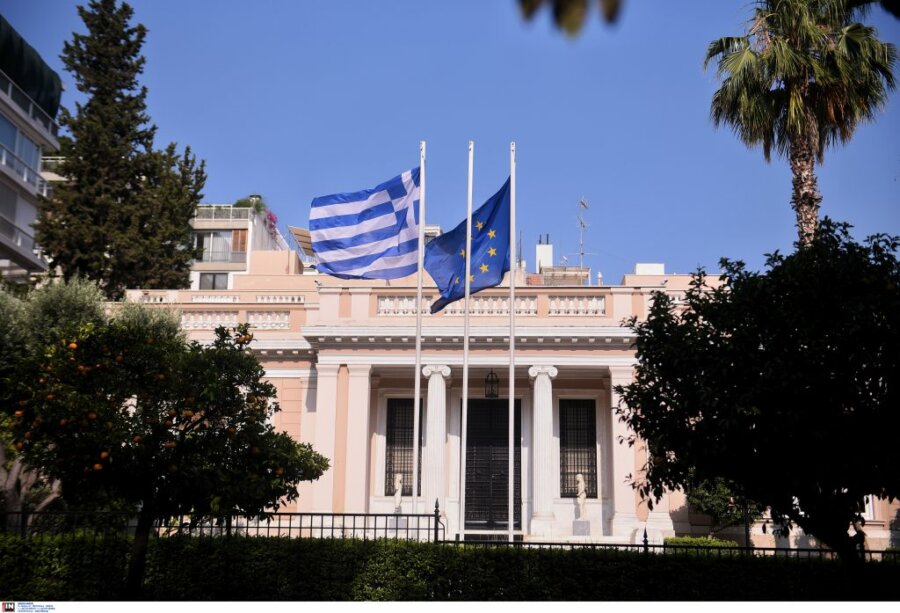 ΟΠΕΚΕΠΕ: Στον «πρωινό καφέ» του Μαξίμου οι εξελίξεις για Βορίδη, Αυγενάκη – Ισορροπίες τρόμου στη ΝΔ