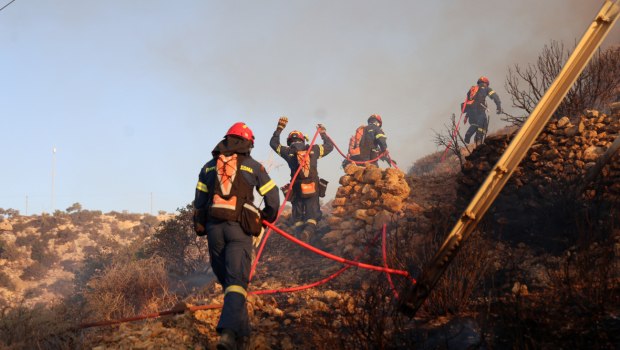 Φωτιά στο Κιλκίς - Σηκώθηκαν και εναέρια μέσα