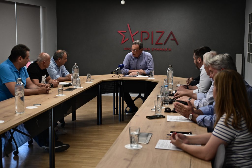 Φάμελλος: «Η ΝΔ μέσω των ΕΑΣ χαρίζει τον ελληνικό στρατό σε σλοβακική εταιρεία»