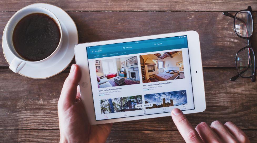 Airbnb: Άδειες βίλες από Μύκονο έως Κέρκυρα - Οικονομικός Ταχυδρόμος