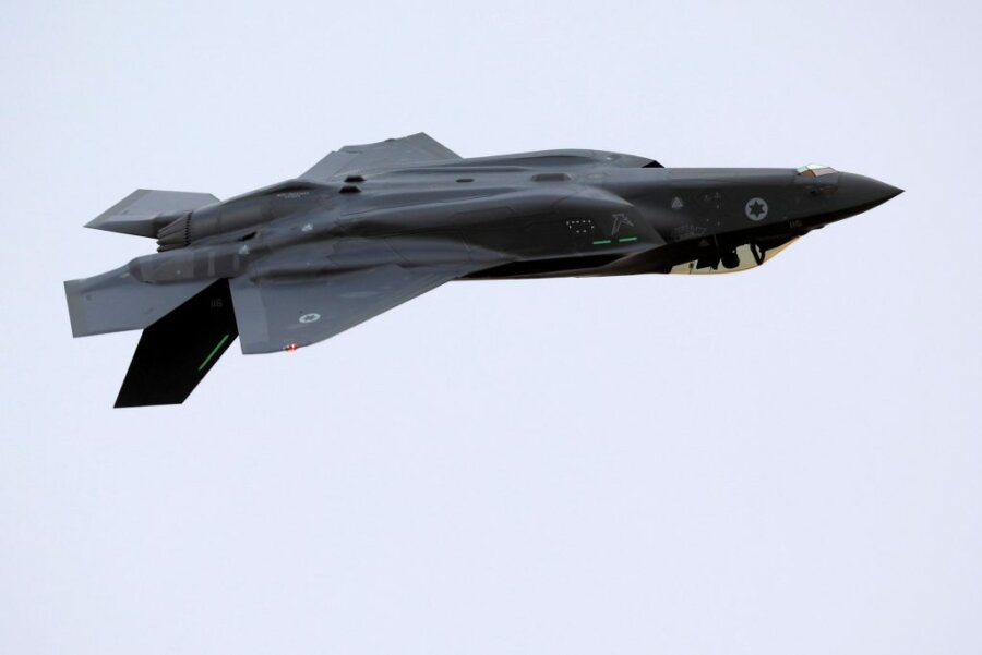 Ισραηλινά drones έπληξαν το στρατιωτικό αρχηγείο της Συρίας στη Δαμασκό