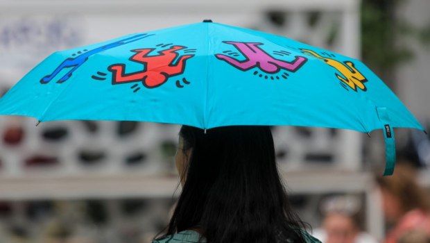 Καιρός: Μικρές ανάσες δροσιάς πριν τα 44άρια - Έρχονται βροχές και μπόρες το Σαββατοκύριακο