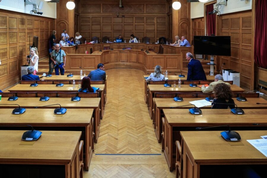 Αποχώρησε το ΠΑΣΟΚ από την Προκαταρκτική για τον Κ. Αχ. Καραμανλή