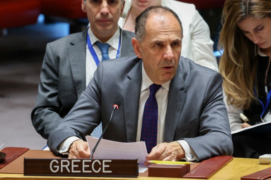 Γεραπετρίτης: Στηρίζουμε τον συριακό λαό και τις προσπάθειες του ΟΗΕ για ειρήνη