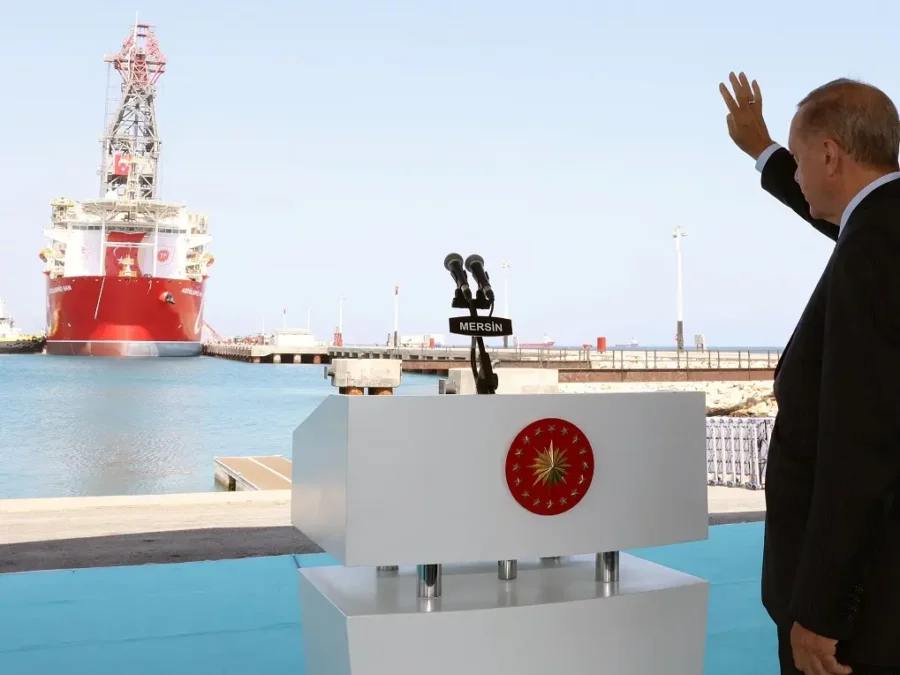 Ο Ερντογάν ανακοίνωσε ότι η Τουρκία αγόρασε δύο πλωτά γεωτρύπανα