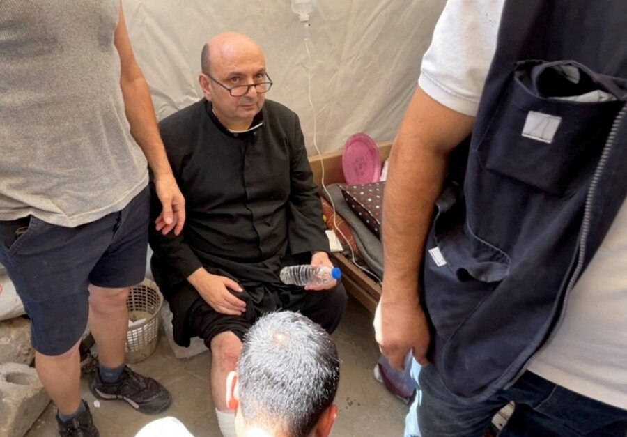 Γάζα: Το Ισραήλ λυπάται βαθύτατα για πλήγμα σε εκκλησία με 3 νεκρούς – Ο Νετανιάχου μιλάει για «άστοχη βολή»