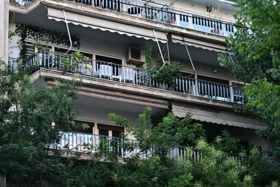 Πώς έπιασε φωτιά το διαμέρισμα του Πέτρου Φιλιππίδη - Τι εξετάζει η Πυροσβεστική - «Κοιμόταν» λέει ο δικηγόρος του