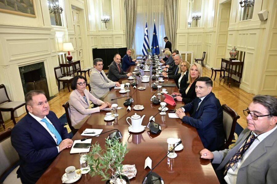 Σε εξέλιξη το Εθνικό Συμβούλιο Εξωτερικής Πολιτικής για το Κυπριακό