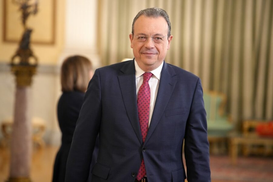 Σ. Φάμελλος: Ένα «διεφθαρμένο πελατειακό κράτος» έκλεβε τις επιδοτήσεις των αγροτών