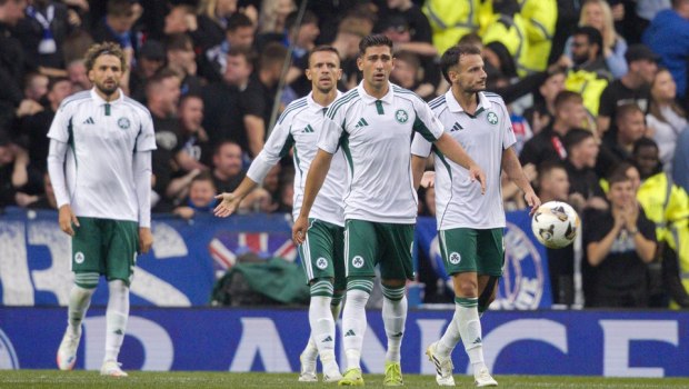 Η αποβολή του Βαγιαννίδη και το 2-0 της Ρέιντζερς (vids)