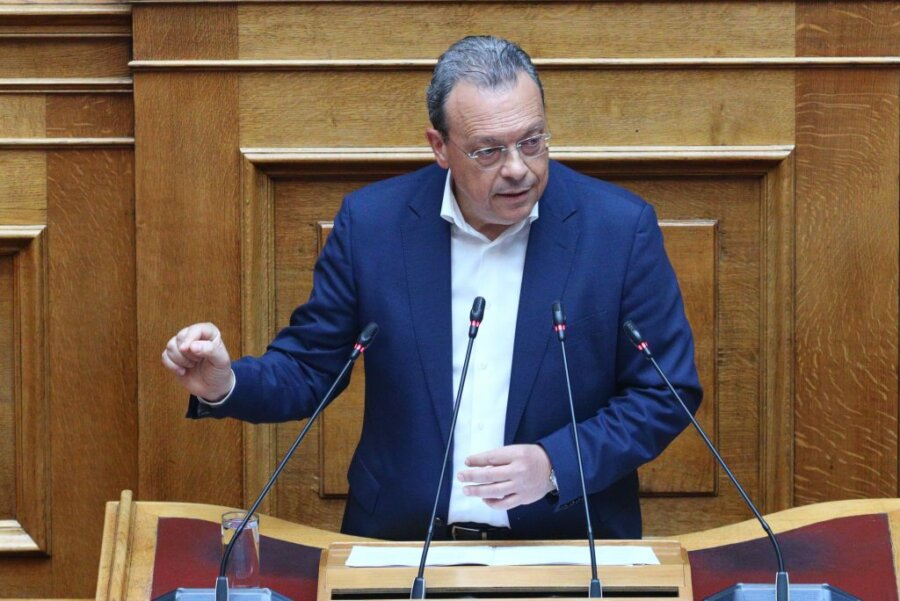 Σ. Φάμελλος: Είστε μία διεφθαρμένη και επικίνδυνη κυβέρνηση που πρέπει να φύγει το συντομότερο