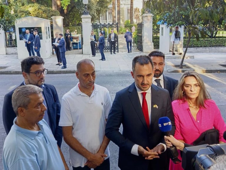 Αποχώρησε ως ένδειξη διαμαρτυρίας από τη δεξίωση στο προεδρικό μέγαρο ο Αλέξης Χαρίτσης