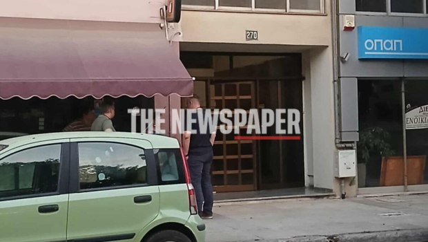 Τραγωδία στον Βόλο: Ζούσε για 7 ημέρες με τον νεκρό πατέρα του