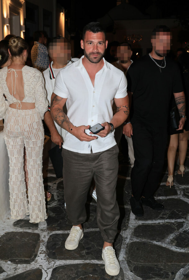 Οι Έλληνες celebrities που βρίσκονται αυτές τις μέρες στη Μύκονο - Φωτογραφίες