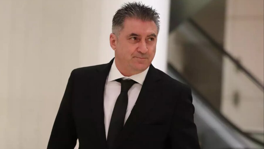 Θοδωρής Ζαγοράκης: Υποβλήθηκε σε χειρουργική επέμβαση - Οι φωτογραφίες μέσα από το νοσοκομείο