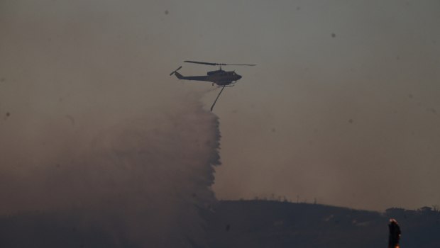 Κάηκαν σπίτια από τη φωτιά στα Χανιά – Ανεξέλεγκτο το μέτωπο