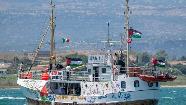 Ισραήλ: Το πλοίο Handala πλησιάζει στη Γάζα περικυκλωμένο από drones