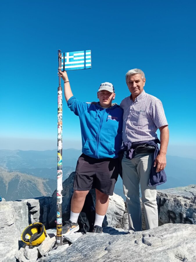 olimpos-korifi-mitrousias