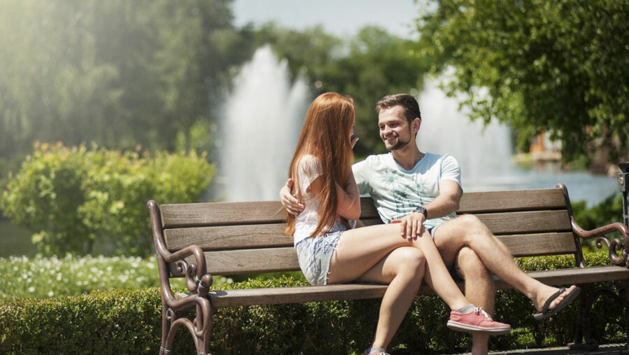 5 καθημερινές συνήθειες που διατηρούν τη σχέση ζωντανή