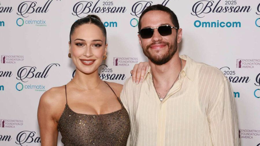 Pete Davidson - Elsie Hewitt: Η πρώτη τους επίσημη εμφάνιση στο κόκκινο χαλί αφού ανακοίνωσαν ότι θα γίνουν γονείς
