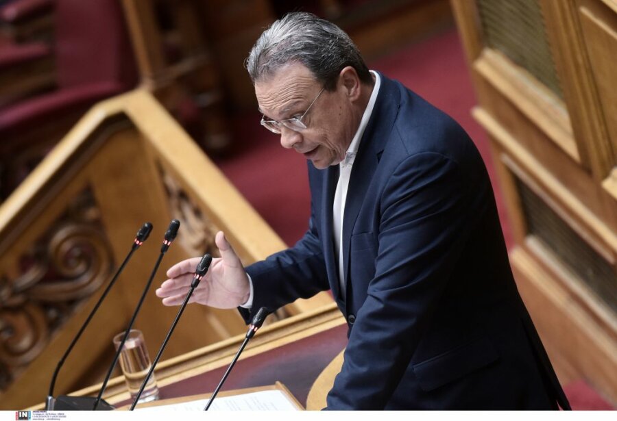 Φάμελλος για ΟΠΕΚΕΠΕ: Φάγατε τα λεφτά των τίμιων αγροτών για να ταΐσετε τα δικά σας παιδιά
