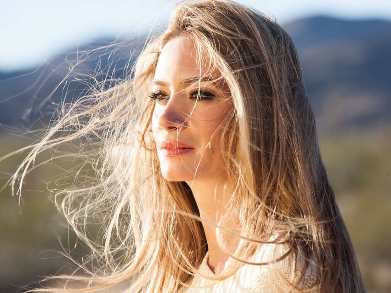 athena-gallery-10-1