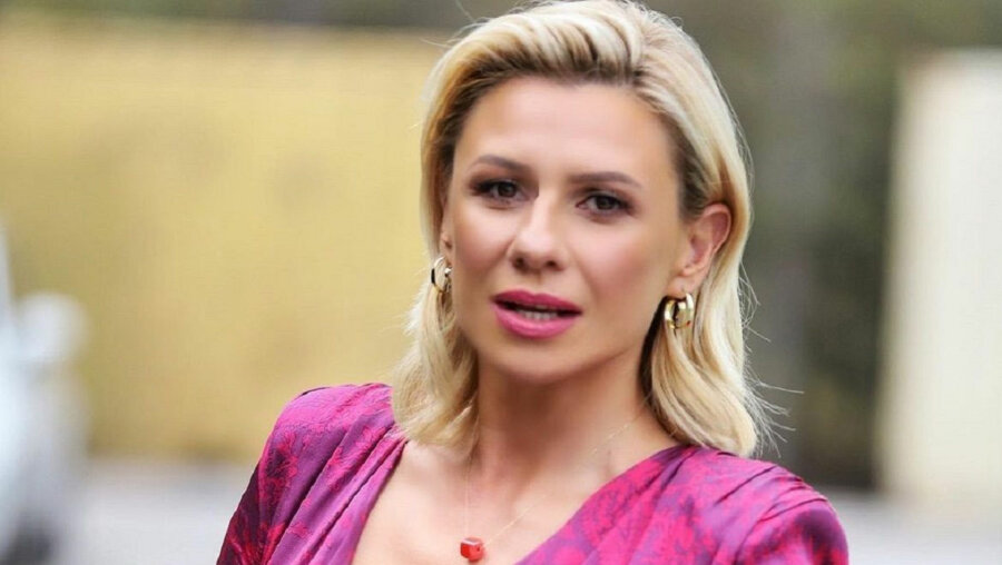 Κατερίνα Καραβάτου: «Μέχρι να συναντήσω τον πρώην σύζυγό μου δεν το είχα υπόψιν να κάνω παιδιά»