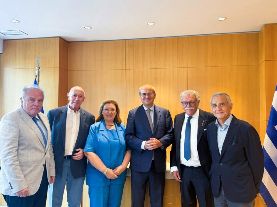Χατζηδάκης: Ελλάδα στέκεται απέναντι σε κάθε μορφή ρατσισμού και αντισημιτισμού