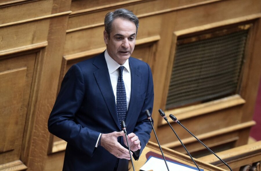«Περιοδεία» Μητσοτάκη από πλατφόρμα σε πλατφόρμα
