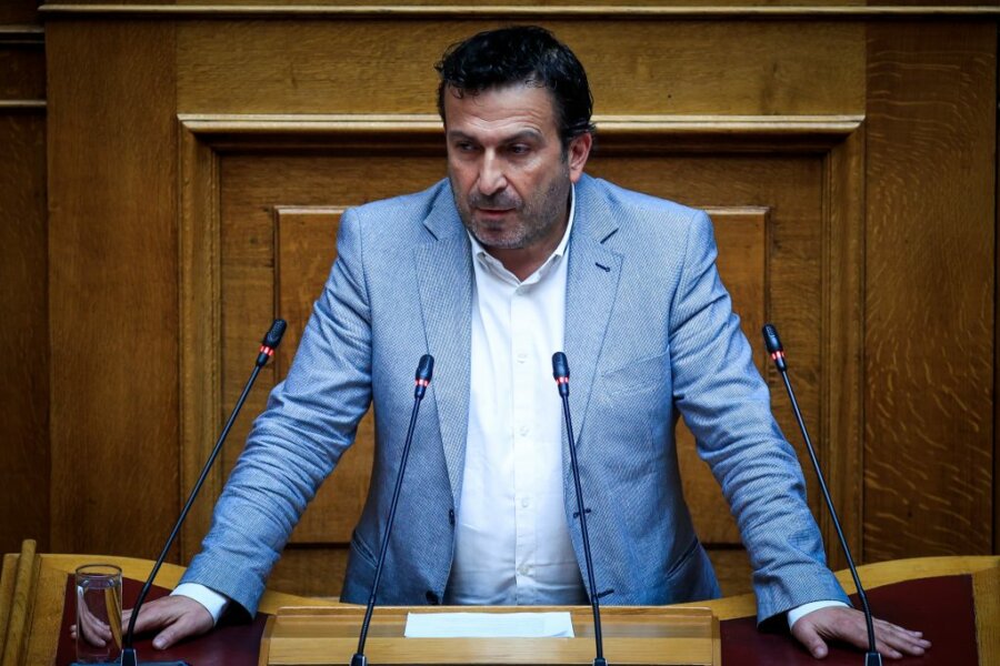 ΠΑΣΟΚ: Κόπηκε η «Σορβόνη» με το 1 «ν»