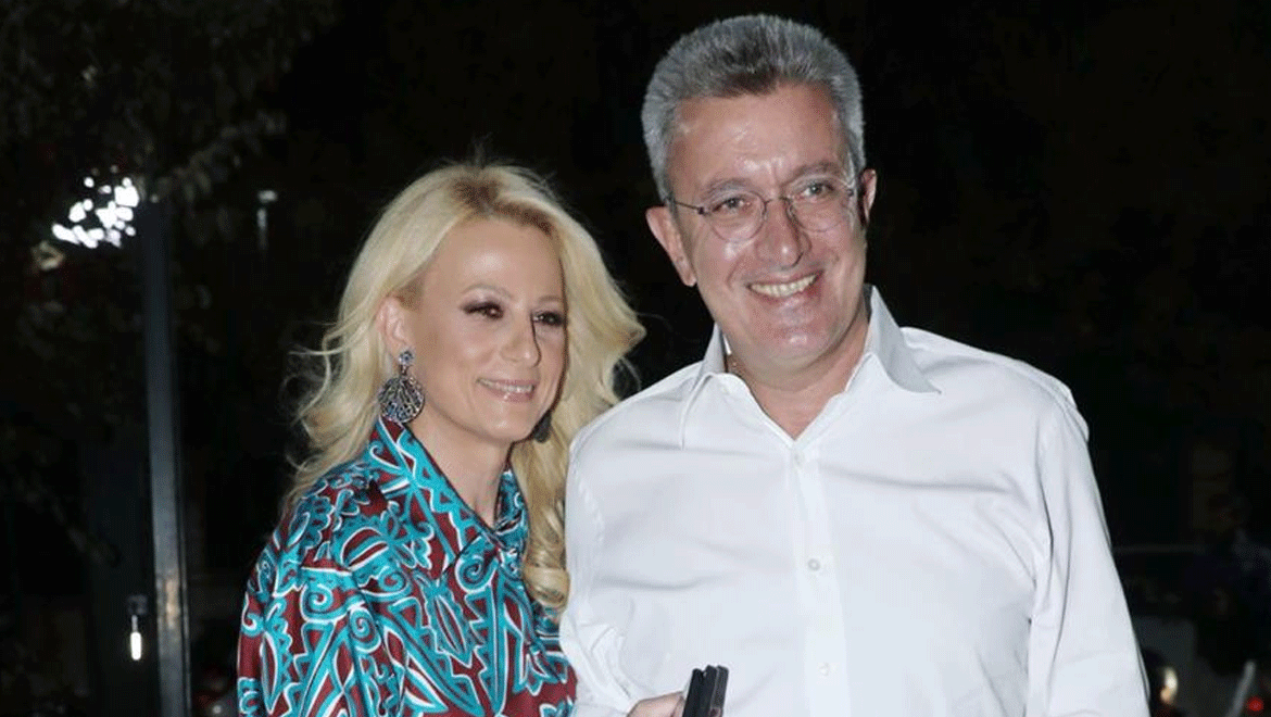 Νίκος Χατζηνικολάου: Ταξίδι στον χρόνο - Η φωτογραφία με την σύζυγό του από παλαιότερες διακοπές