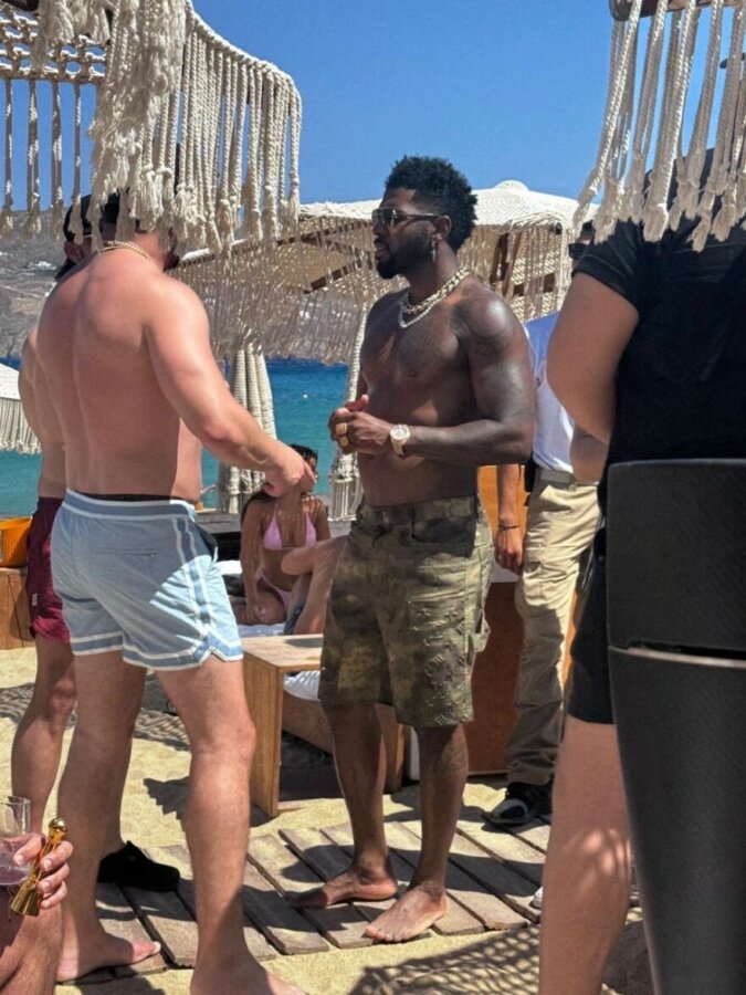 Jason Derulo: Σε γνωστό beach bar της Μυκόνου ο διεθνούς φήμης τραγουδιστής