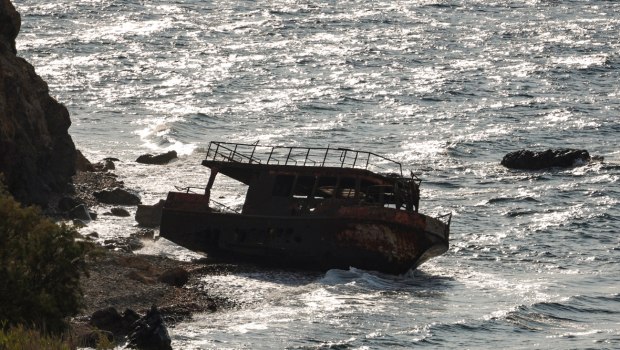 Τουλάχιστον 54 μετανάστες έχασαν τη ζωή τους όταν το πλοίο τους βυθίστηκε στα ανοικτά της Υεμένης