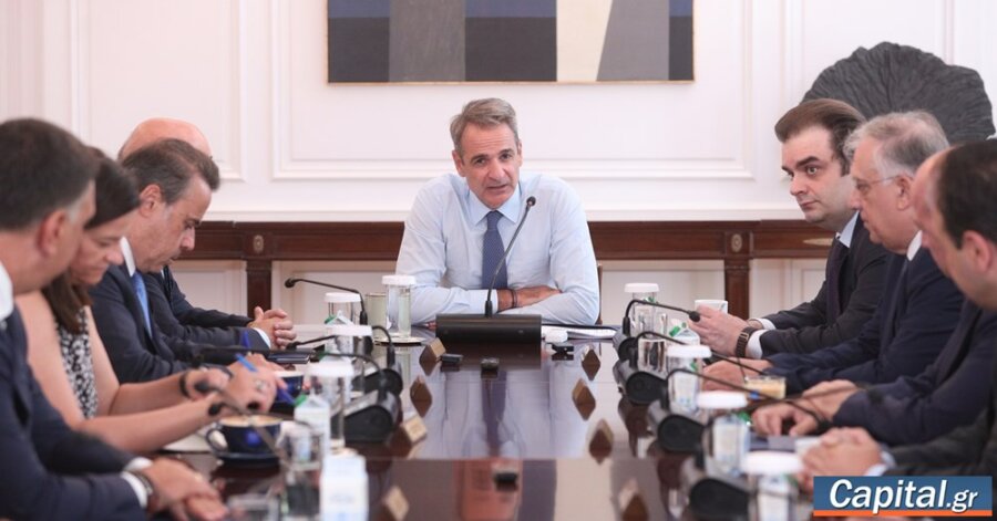 Κ. Μητσοτάκης: 12 παρεμβάσεις έτοιμες κατά της γραφειοκρατίας