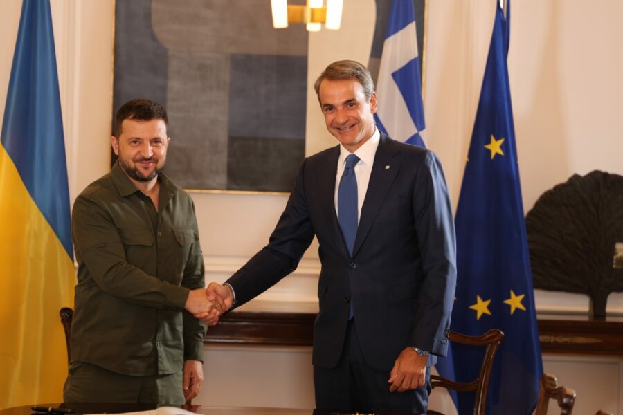 Τηλεφωνική επικοινωνία Μητσοτάκη με Ζελένσκι – Τι συζήτησαν