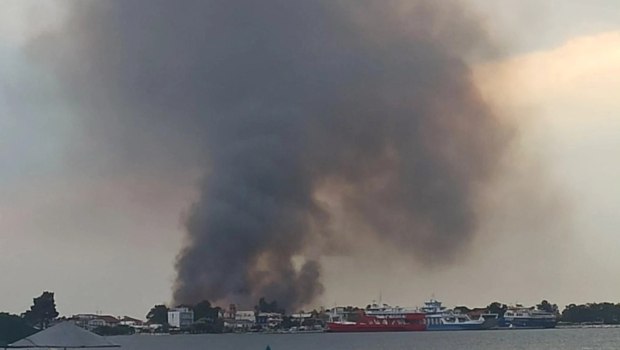 Φωτιά στη Θάσο - Τέσσερις διαφορετικές εστίες πυρκαγιάς