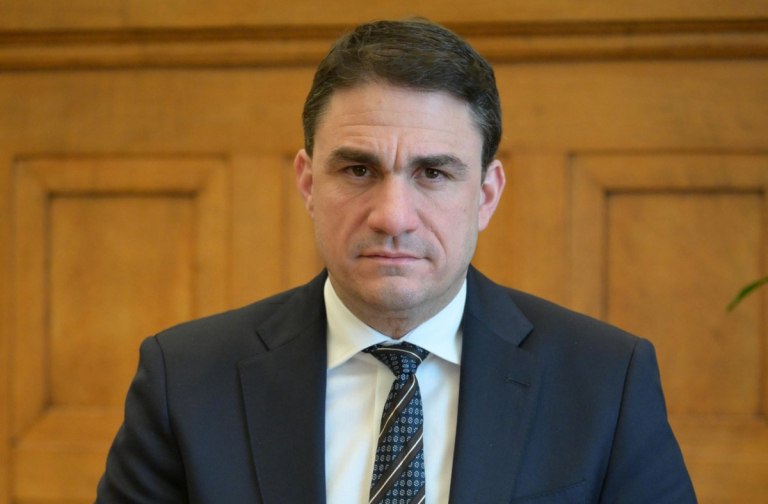 Τσουκαλάς: Αφαιμάζουν τη μεσαία τάξη και τα λαϊκά στρώματα για να αυξάνονται οι τζίροι των ισχυρών καρτέλ