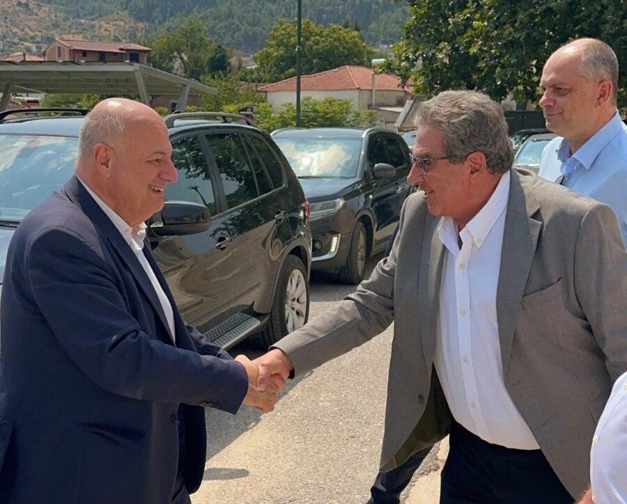 eskioglou-tsiaras